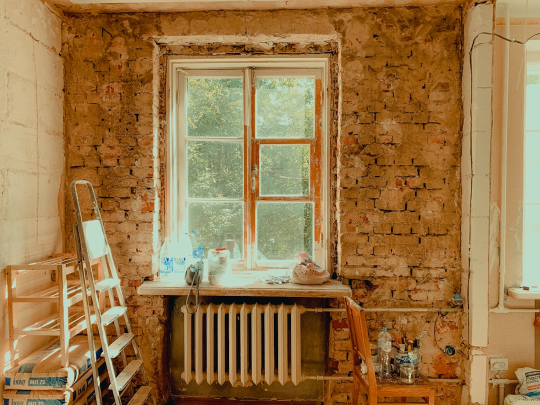 Peintre au travail